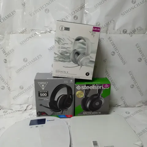 BOX OF APPROX 20 ASSORTED ITEMS TO INCLUDE - RAZER KRAKEN X - TURTLE BEACH RECON 500 - STEELSERIES ARCTIS NOVA 1X ECT