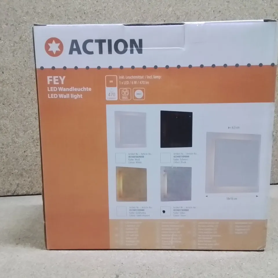 BOXED ACTION WOFINLED AALL MOUNTED SQUARE LIGHT METALLIC SILVER X 3