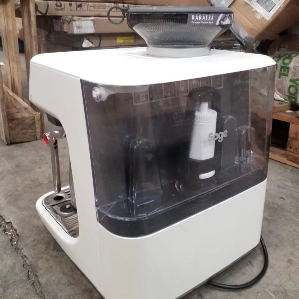 SAGE THE BARISTA TOUCH IMPRESS COFFEE MACHINE - WHITE