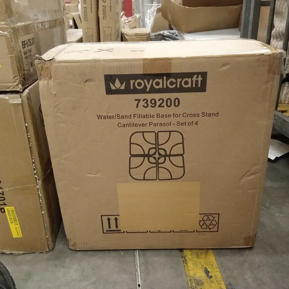 BOXED ROYALCRAFT WATER/SAND FILLABLE BASE FOR CROSS STAND CANTILEVER PARASOL
