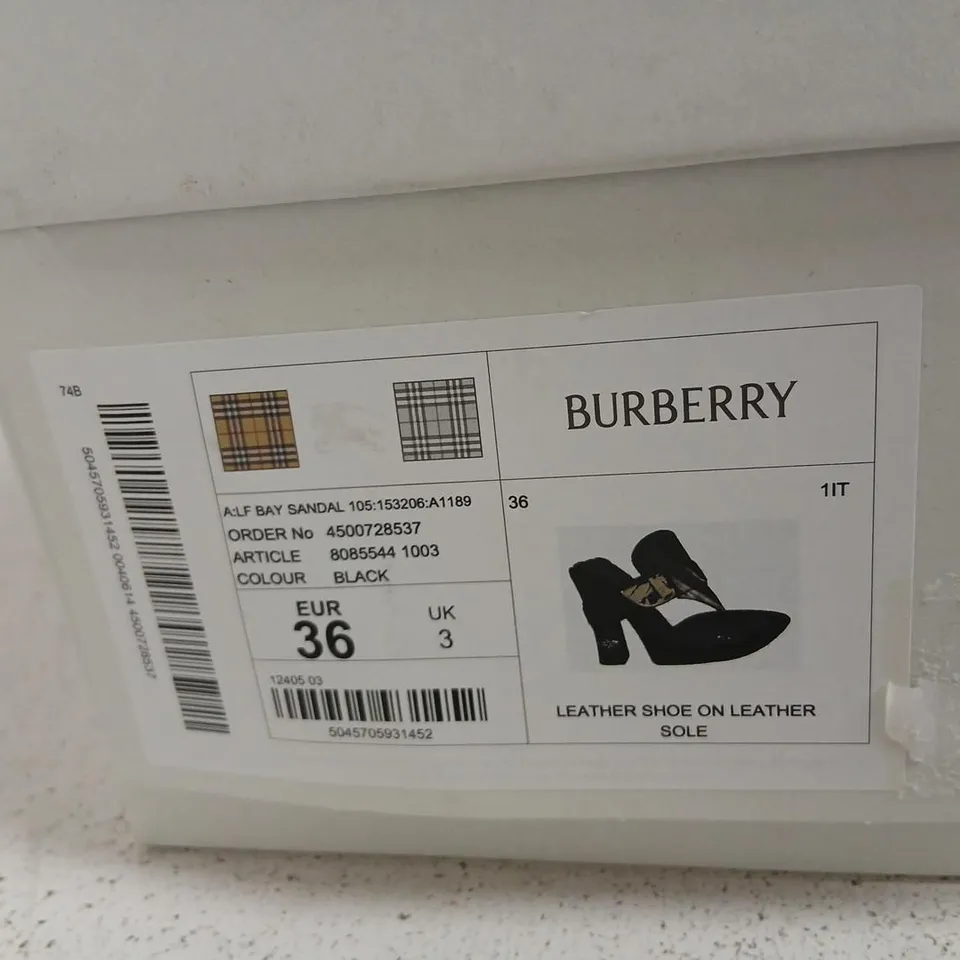 BURBERRY BLACK LEATHER SANDALS WITH QUILTED FOOTBED, UK 3 (EU 36)