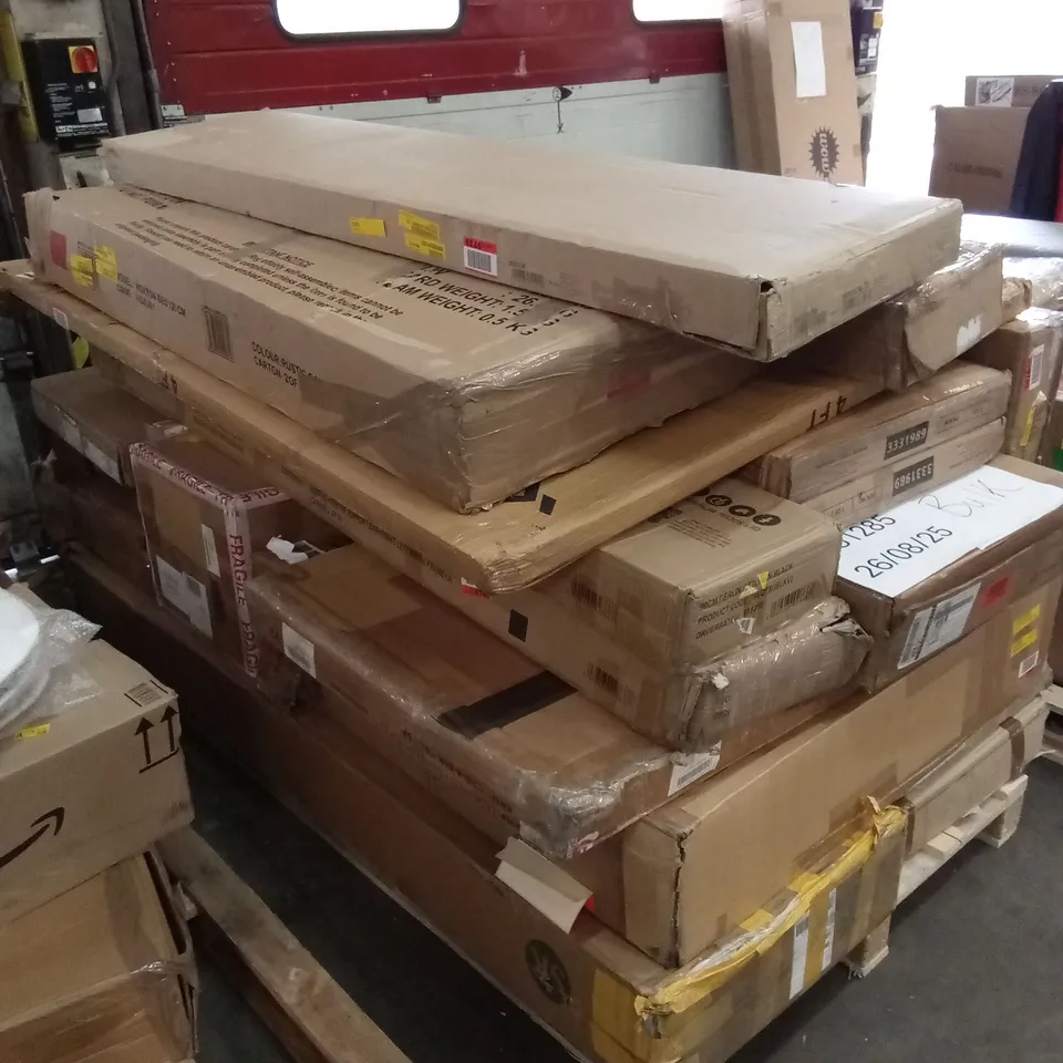 PALLET OF ASSORTED INCOMPLETE DESIGNER FURNITURE AND FURNITURE PARTS