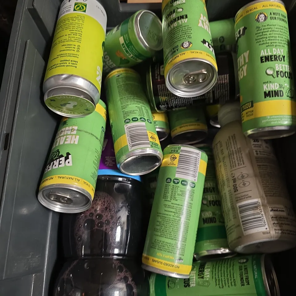 TOTE OF APPROXIMATELY 15 ASSORTED DRINKS ITEMS TO INCLUDE TFOOD, SERVED PREMIUM COCKTAIL AND NESTLE PURELIFE WATER