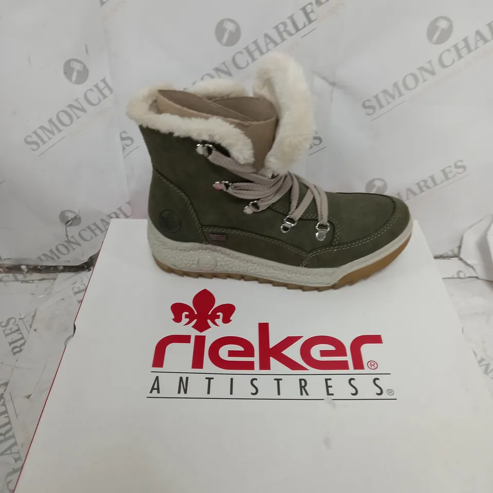 BOXED RIEKER ANTISTRESS WARM HIKING BOOTS, KHAKI - SIZE 4