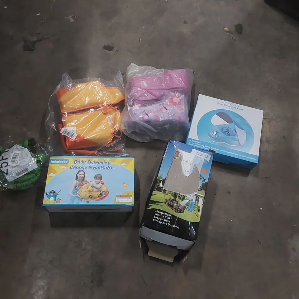 PALLET CONTAINING A LARGE QUANTITY OF ASSORTED HOSE PIPES, POOL INFLATABLES ECT