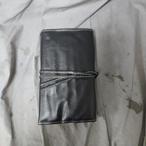 MAKEUP BRUSH SET IN BLACK LEATHER ROLL CASE, BOX OF APPROXIMATELY 10