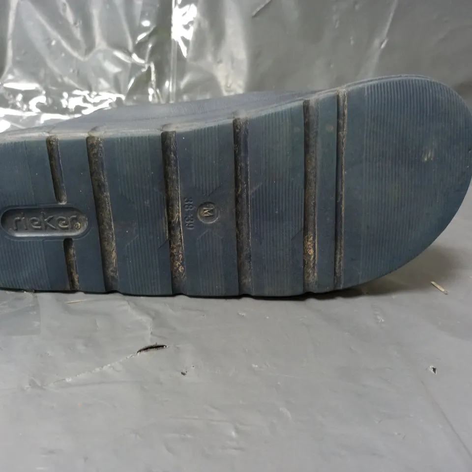 RIEKER ANTI STRESS BUCKLE SLIDERS BLUE SIZE MEDIUM 38-39