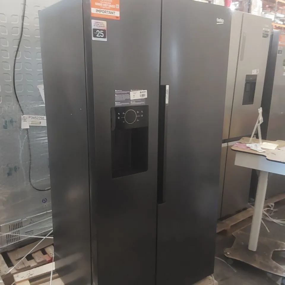 BEKO PRO ASP342VPZ AMERICAN-STYLE FRIDGE FREEZER - BLACK STEEL