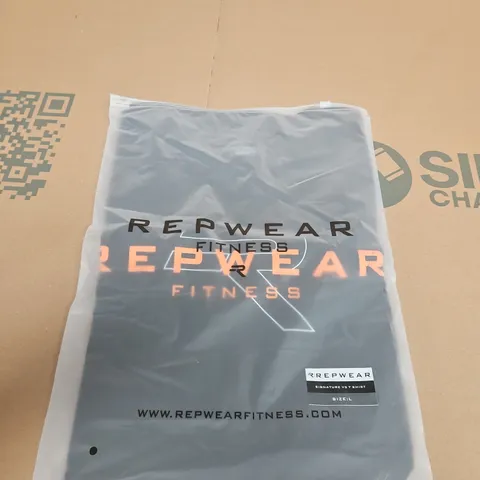 REPWEAR SIGNATURE V3 T SHIRT β SIZE L