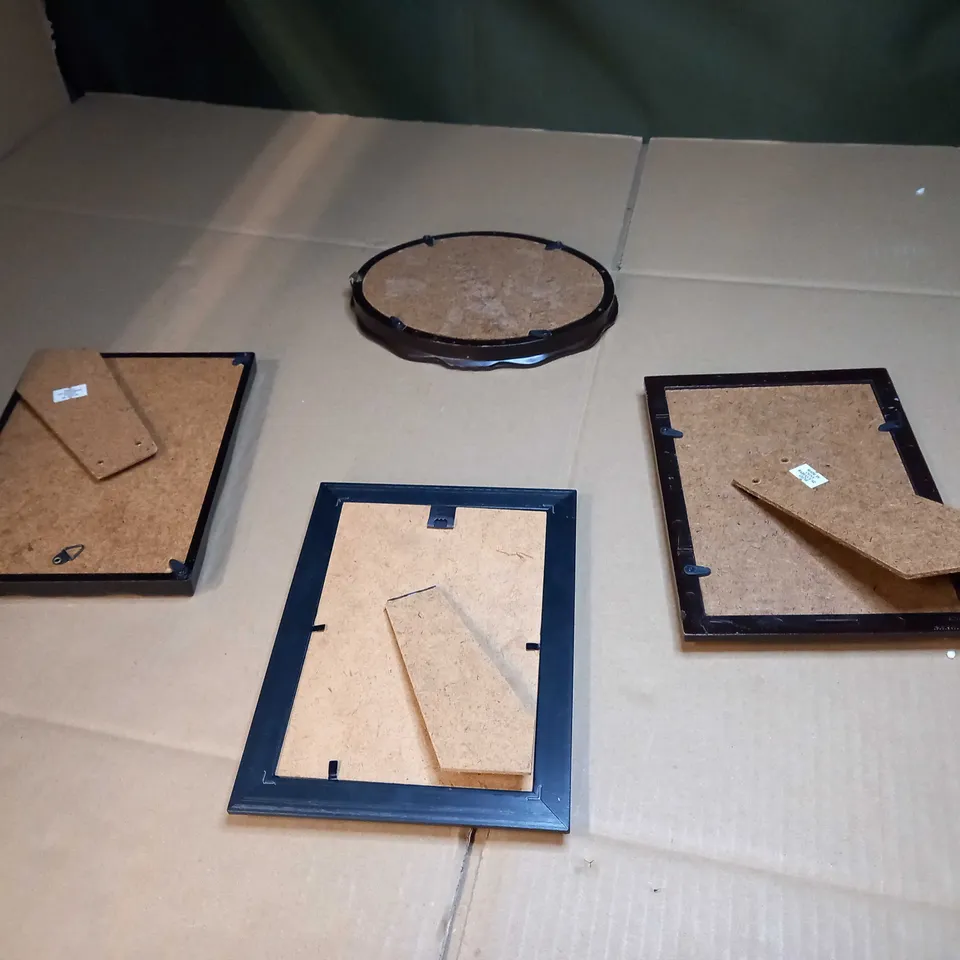 LOT OF APPROX 4 ANTIQUE INSPIRED PICTURE FRAMES