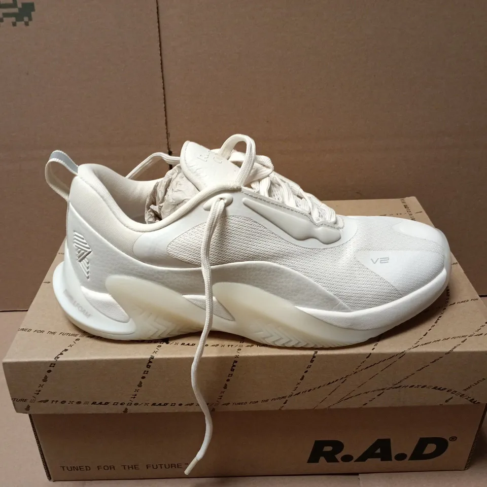 BOXED PAIR OF R.A.D ONE V2 TRAINERS IN TOFU - UK 4