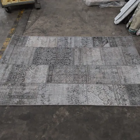 SIESTA EKOHALI RUG - GREY // APPROX SIZE: 155 X 230cm