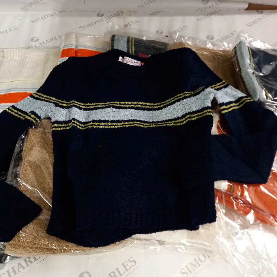 LOT OF 10 ASSORTED BAGGED CLOTHING ITEMS - VARIOUS SIZES