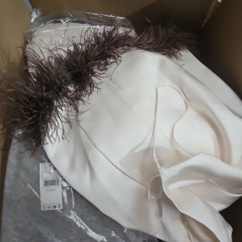 LARGE BOX OF APPROXIMATELY 25 ASSORTED CLOTHING ITEMS IN VARIOUS COLOURS, STYLES AND SIZES - COLLECTION ONLY