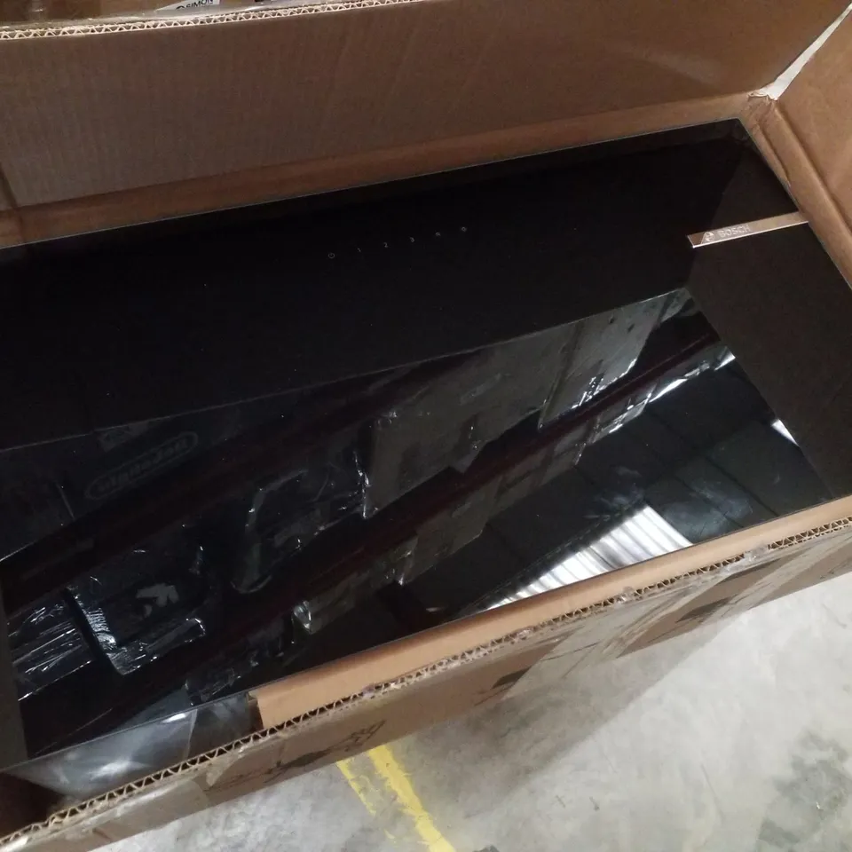 BOXED BOSCH SERIES 2 WALL-MOUNTED COOKER HOOD 80 CM CLEAR GLASS BLACK PRINTED, BLACK