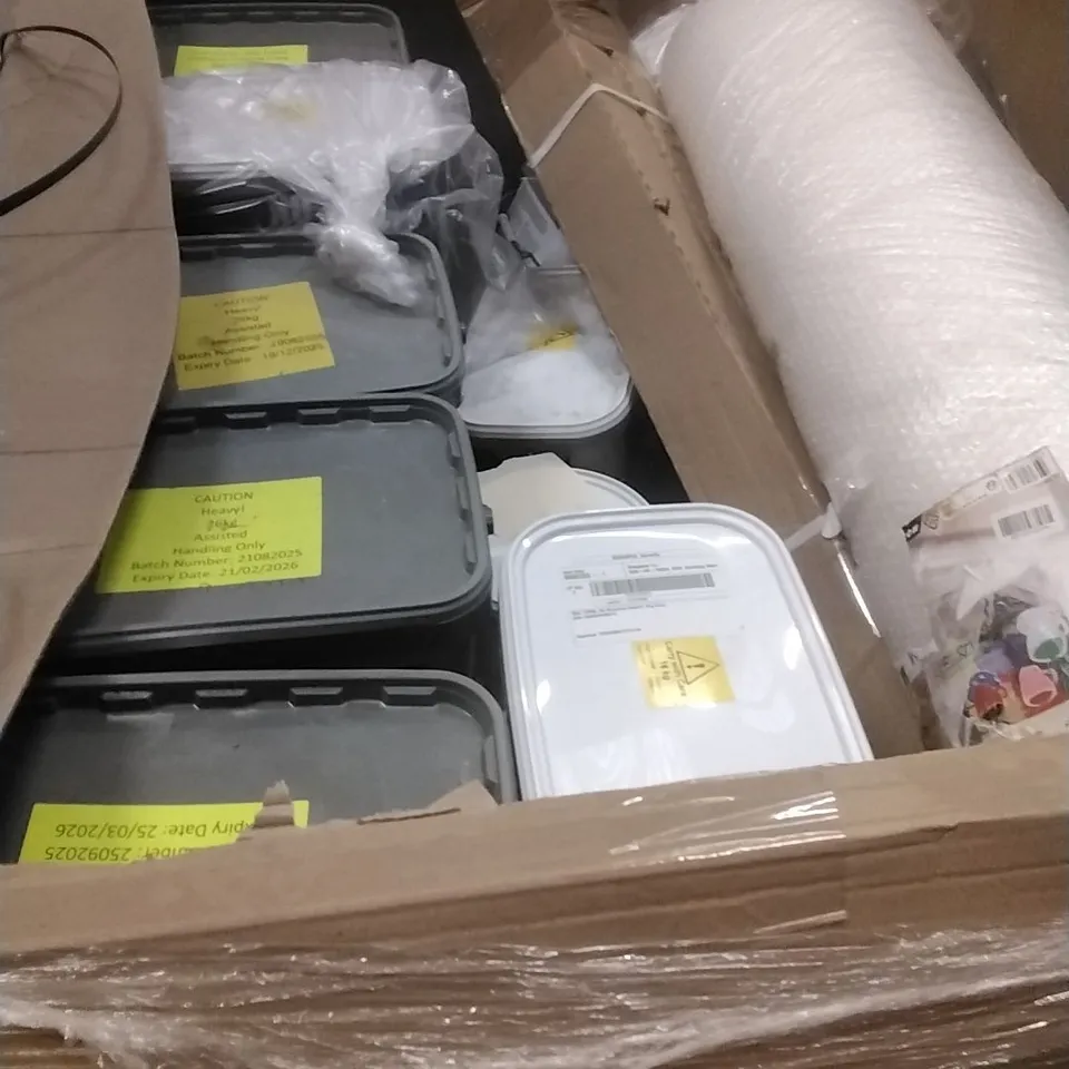 PALLET OF ASSORTED DIY, HOME IMPROVEMENT AND BUILDING PRODUCTS TO INCLUDE; PERMANENT POTHOLE HOLE REPAIR, BUBBLE WRAP, PATIO JOINT MORTAR ETC