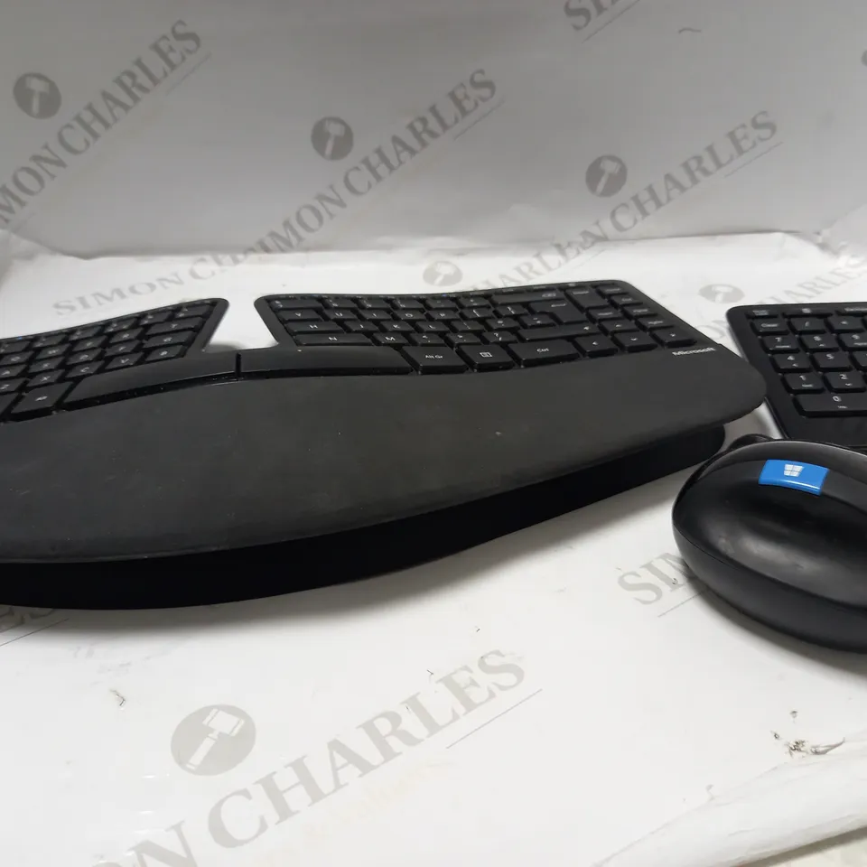 MICROSOFT SCULPT ERGONOMIC DESKTOP KEYBOARD