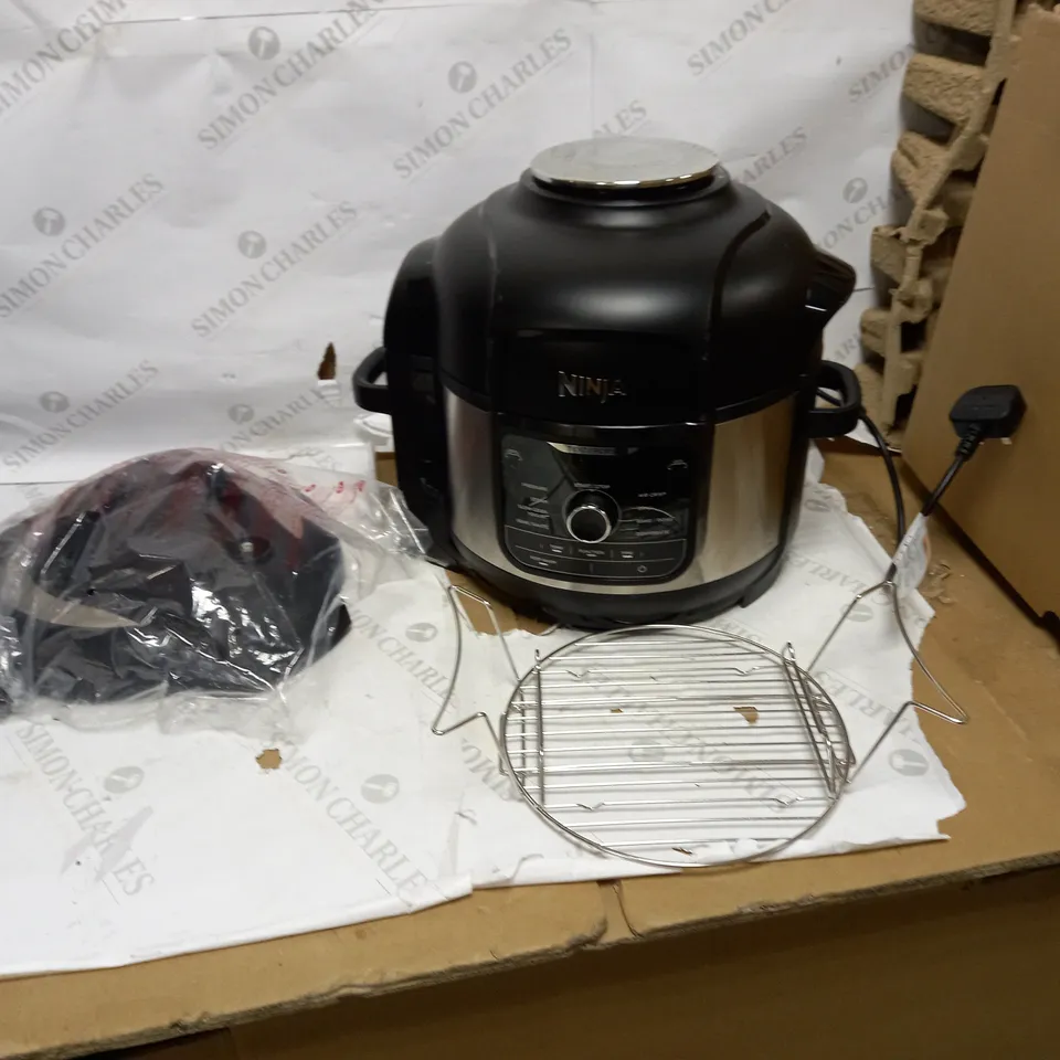 NINJA FOODI 9 IN 1 MULTI - COOKER 