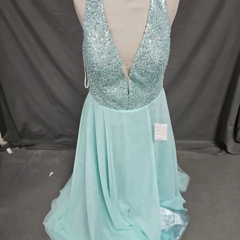 WHITE ROSE SEQUIN BODYSUIT PLUNGE PROM DRESS IN MINT SIZE 18