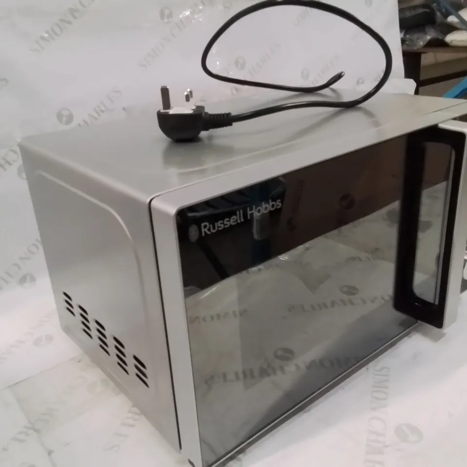 BOXED RUSSELL HOBBS MICROWAVE OVEN 