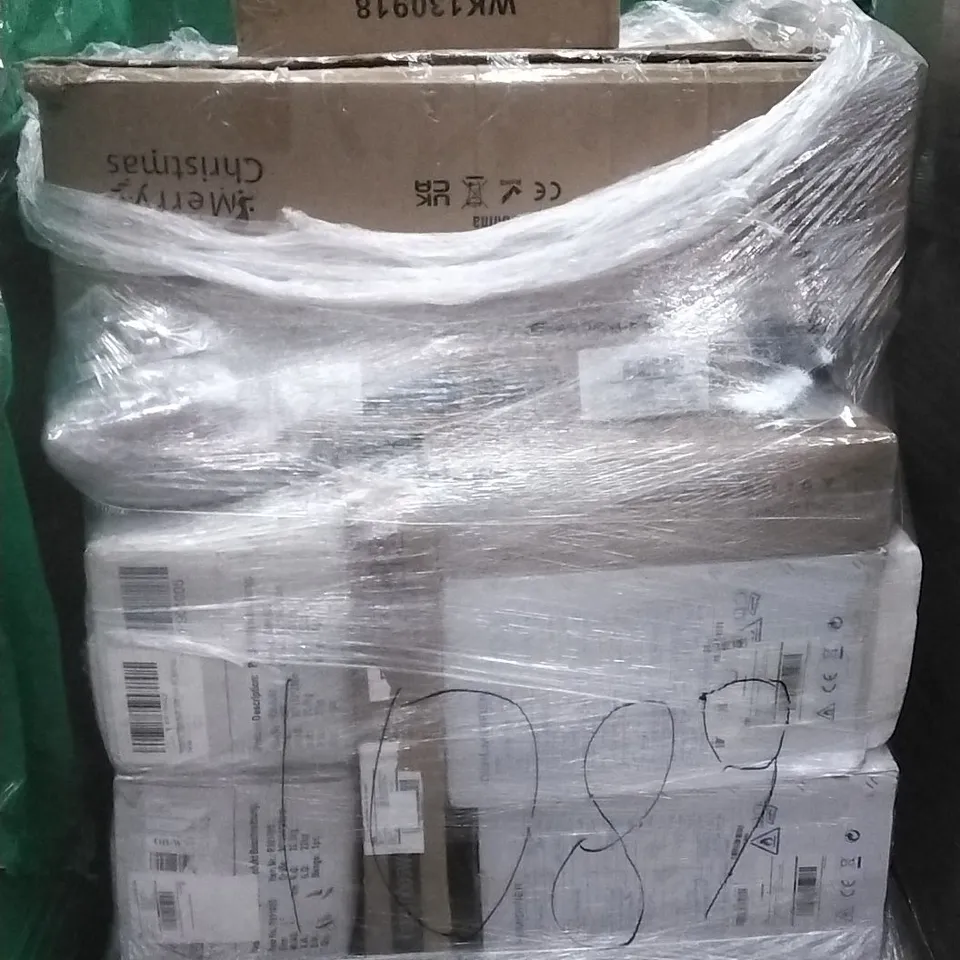 PALLET OF ASSORTED ITEMS INCLUDING VESGANTTI SINGLE MATTRESSES, PRELIT CHRISTMAS TREE, KINGRACK 3 TIER SHOE RACK