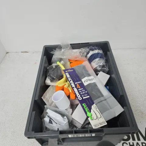 TOTE OF APPROXIMATELY 12 ASSORTED ITEMS TO INCLUDE: SEEKER ISP 102MM 28G