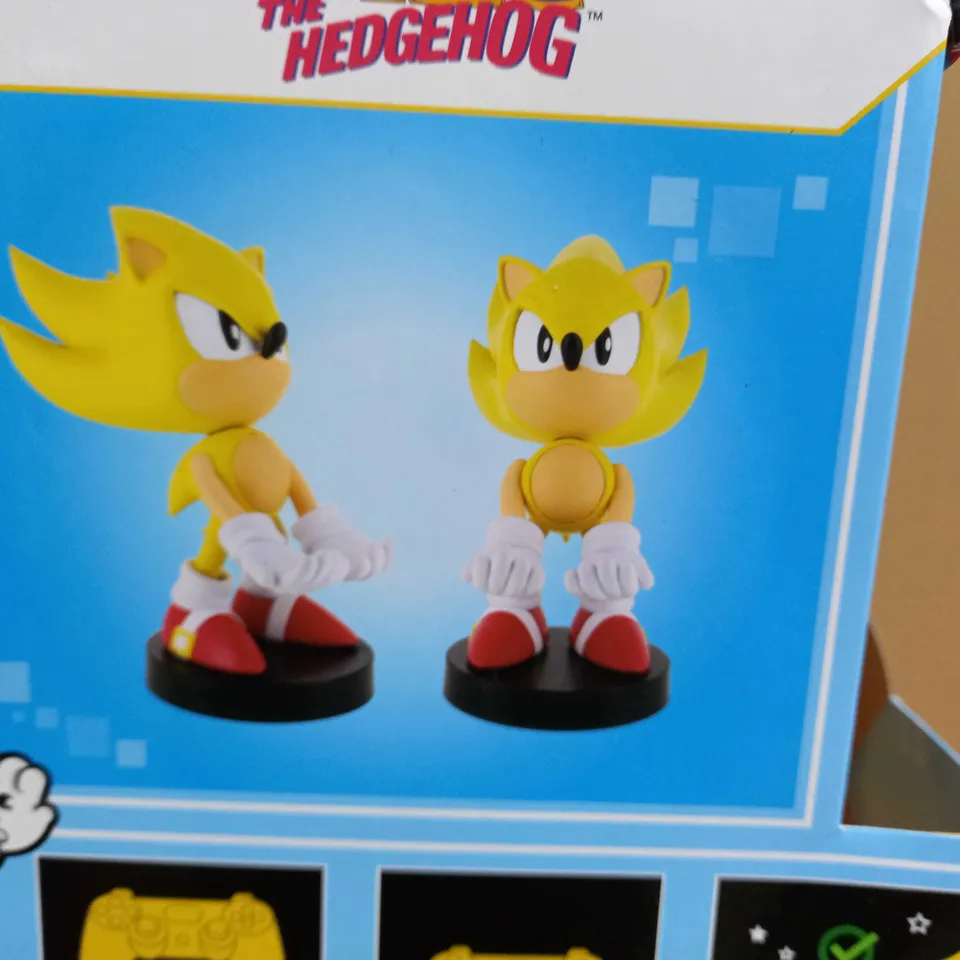 SONIC THE HEDGEHOG SUPER SONIC PHONE AND CONTROLLER HOLDER