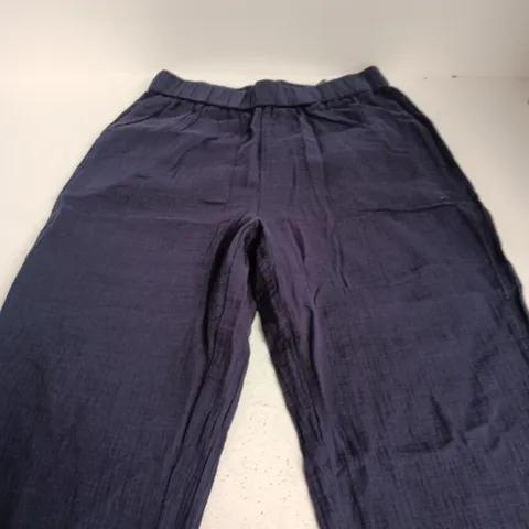 NAVY WOMEN'S TROUSERS UK 10 (US 6) MADE IN VIETNAM