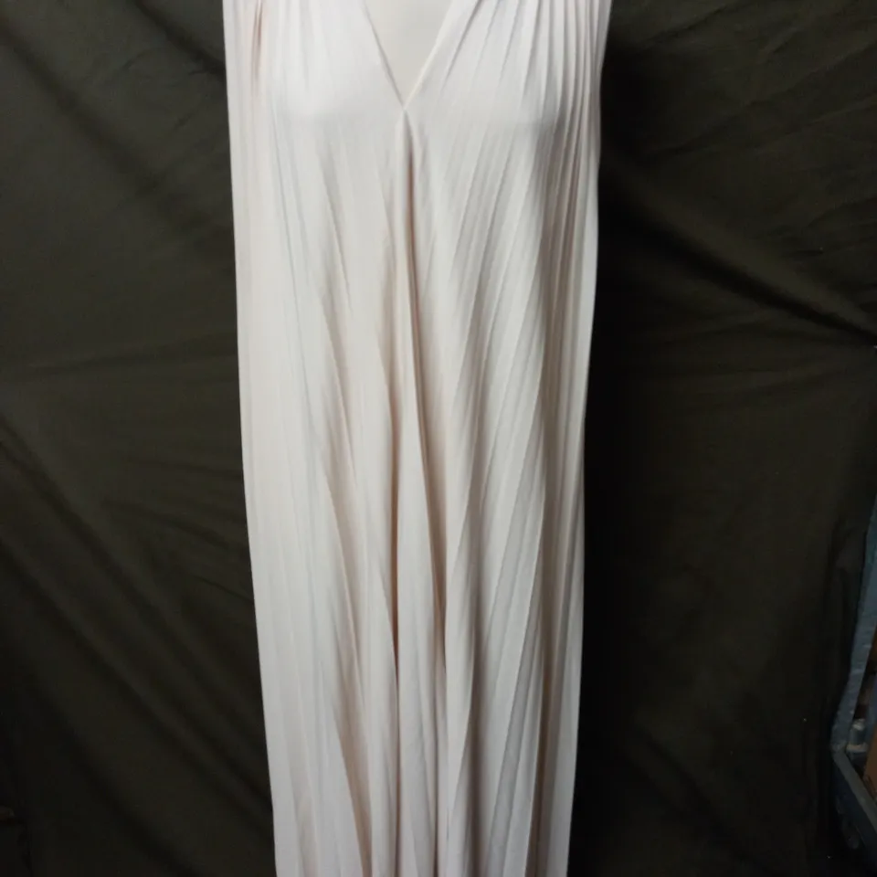 H&M CREAM PLEATED SLEEVELESS DRESS - EUR S