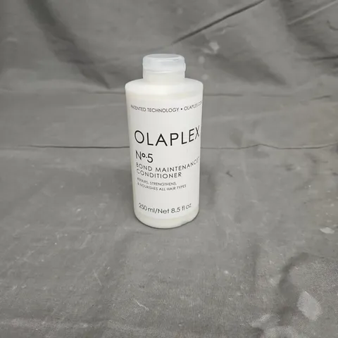 SEALED OLAPLEX N0.5 BOND MAINTENANCE CONDITIONER 250ML