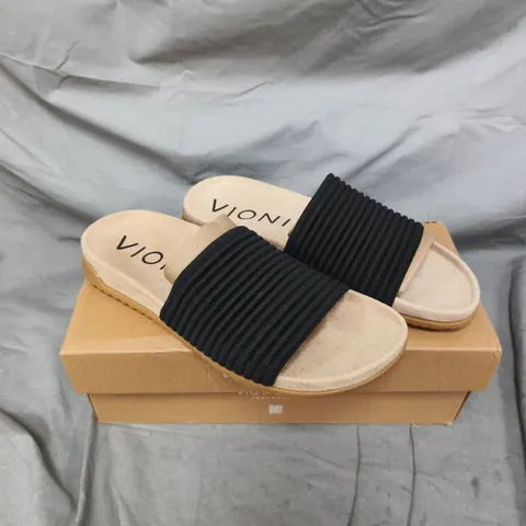 VIONIC EVIE KNIT SLIDER SANDAL - 6.5