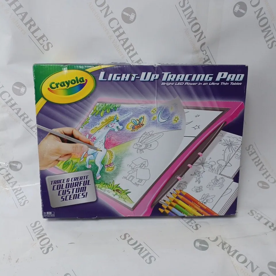 BOXED CRAYOLA LIGHT UP TRACING PAD ASSORTMENT  RRP £26.99