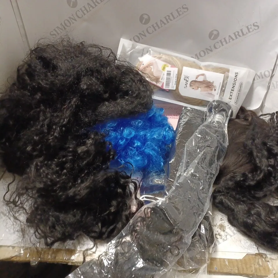 APPROXIMATELY 8 ASSORTED WIGS & HAIR EXTENSIONS IN VARIOUS SIZES, STYLES AND COLOURS
