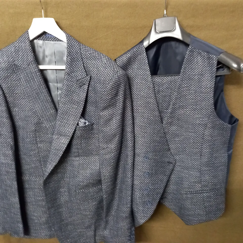 MOSES KUSHNER DARK BLUE SPOT PATTERNED 3-PIECE SUIT - JACKET 54 TROUSERS 48