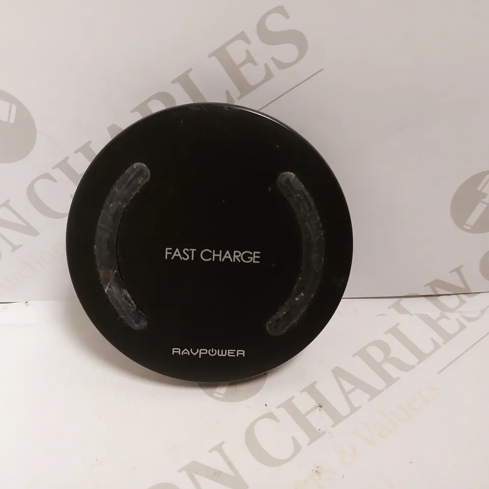 RAVPOWER FAST CHARGE WIRELESS CHARGING PAD