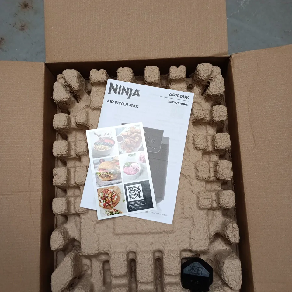 NINJA AIR FRYER MAX PRO 6.2L BOXED