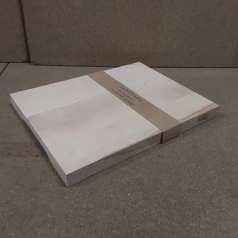BOROUGH CHOPPING BOARD LARGE NATURAL BEECH