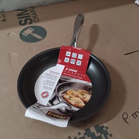 BAGGED JUDGE CLASSIC 20CM NON-STICK FRYPAN 