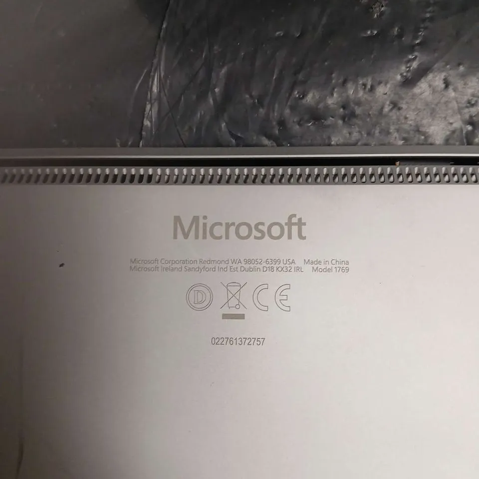 MICROSOFT SURFACE LAPTOP – MODEL 1769 (SILVER)