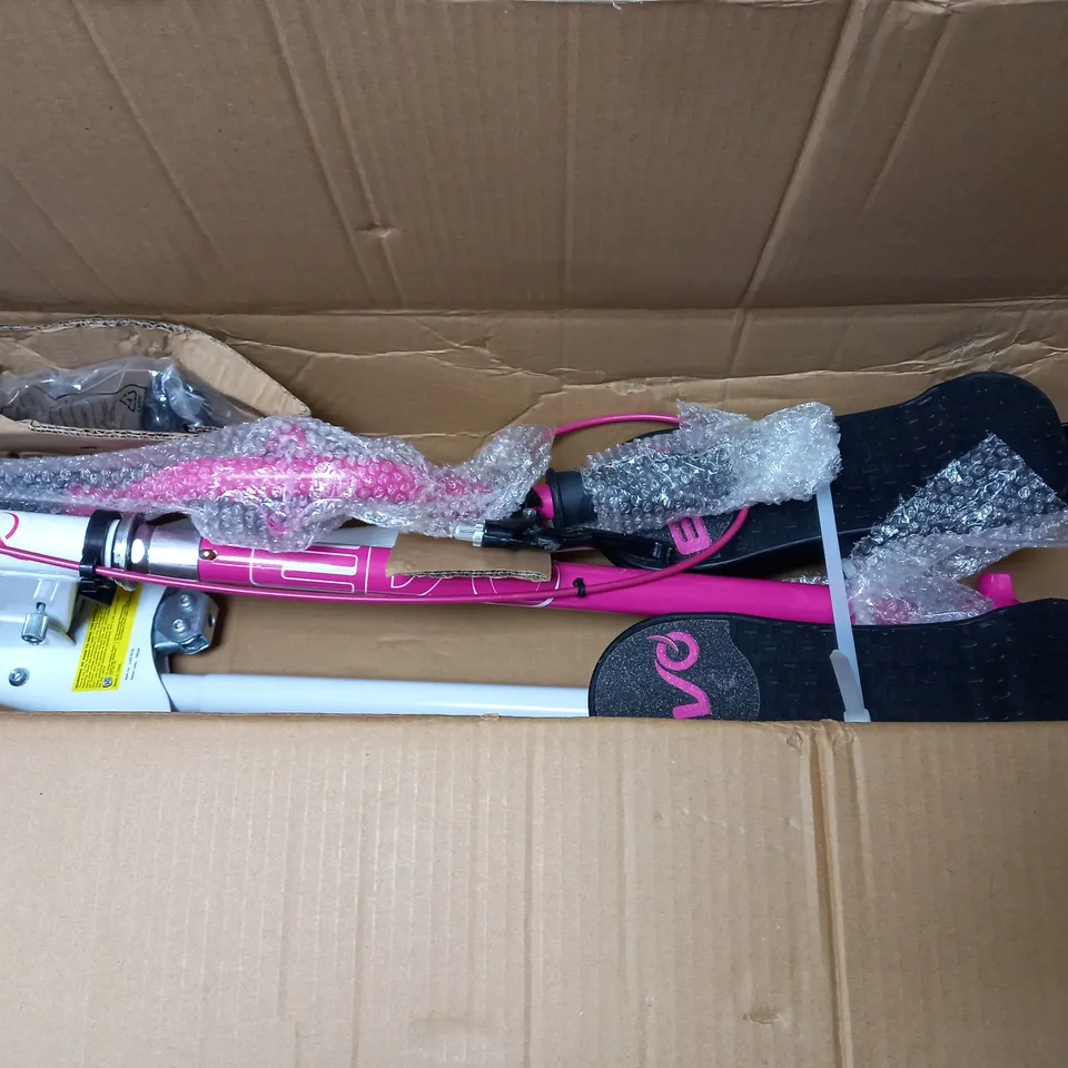 BOXED V-FLEX SCOOTER - PINK  RRP £59.99