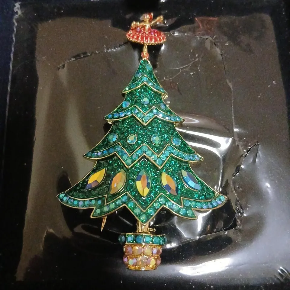 BUTLER & WILSON BALLERINA CHRISTMAS TREE BROOCH