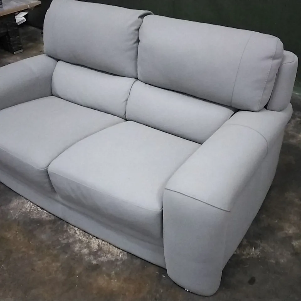 QUALITY ITALIAN DESIGNER ONTARIO 2 SEATER SOFA JN LIGHT GREY LEATHER