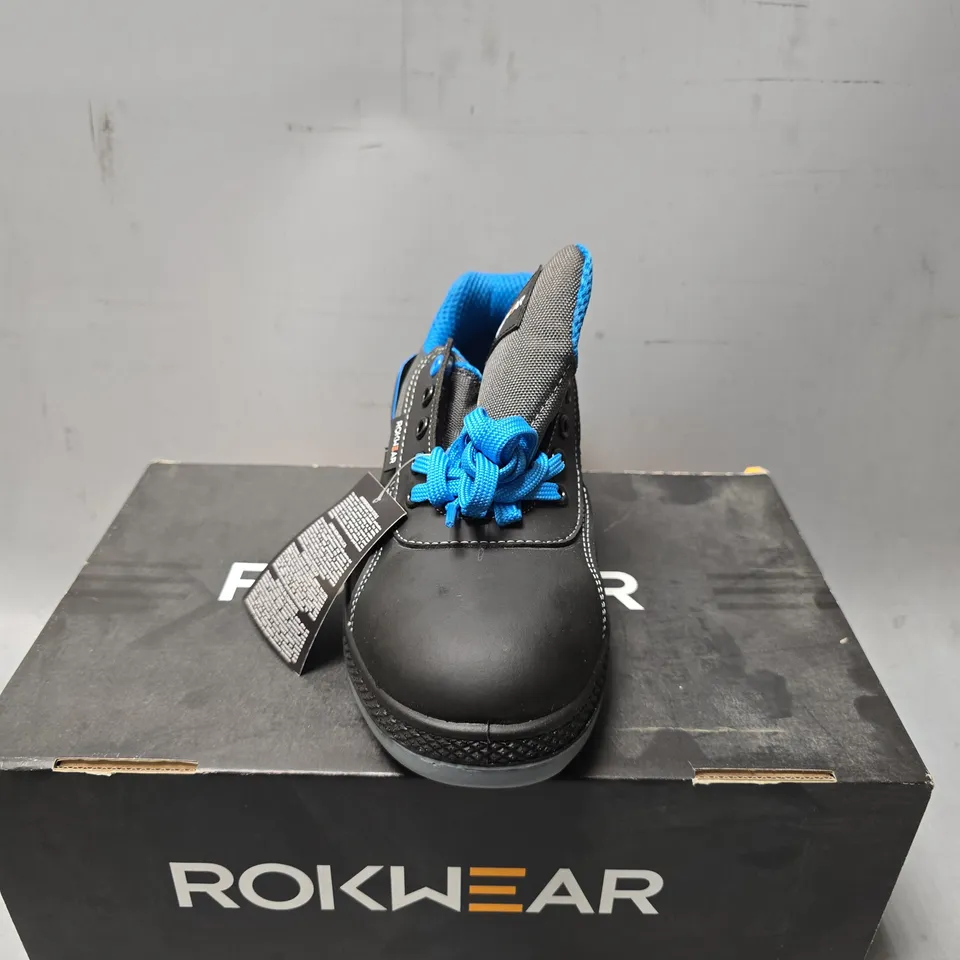 BOXED ROKWEAR SCORIA COMPOSITE LADIES TRAINER SHOE - SIZE 6