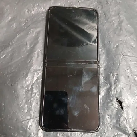 SAMSUNG FOLDABLE SMARTPHONE WITH DUAL REAR CAMERAS – BLACK/GREY