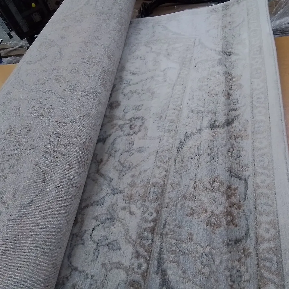 PEARCE PERSIAN CREAM RUG 160 × 230