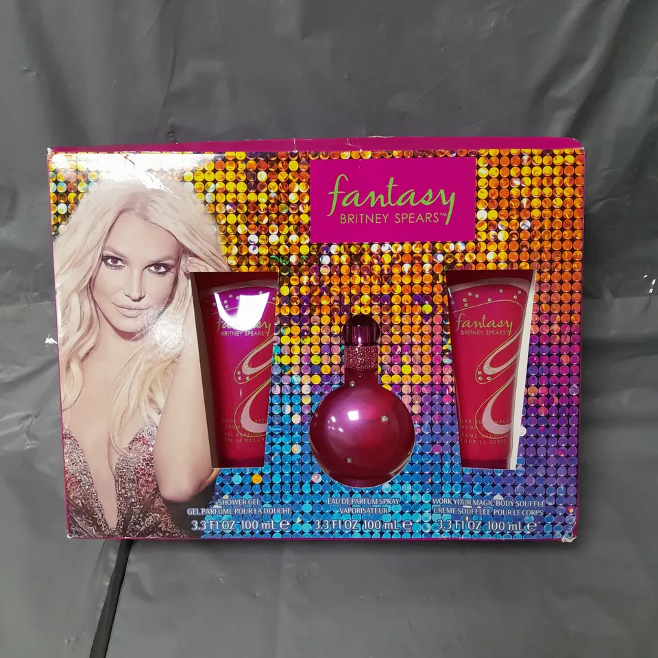 BRITNEY SPEARS FANTASY EAU DE PARFUM FRAGRANCE GIFT SET - COLLECTION ONLY  RRP £49