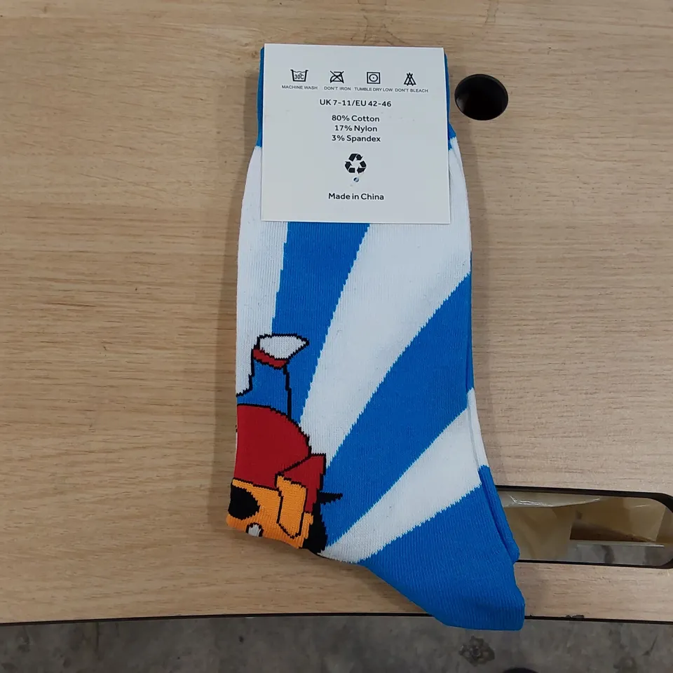 BOX OF BRAND NEW BIER CO SOCKS // QUANTITY UNSPECIFIED (1 BOX)