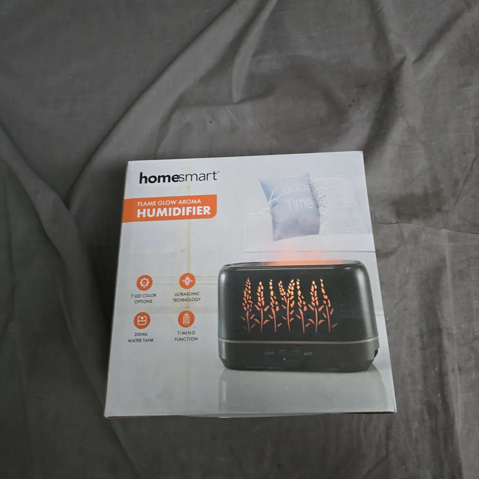 HOMESMART FLAME GLOW AROMA HUMIDIFIER – BOXED