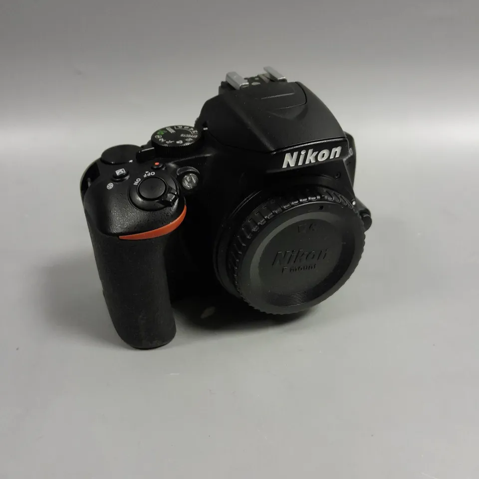 NIKON D3500 DIGITAL CAMERA 