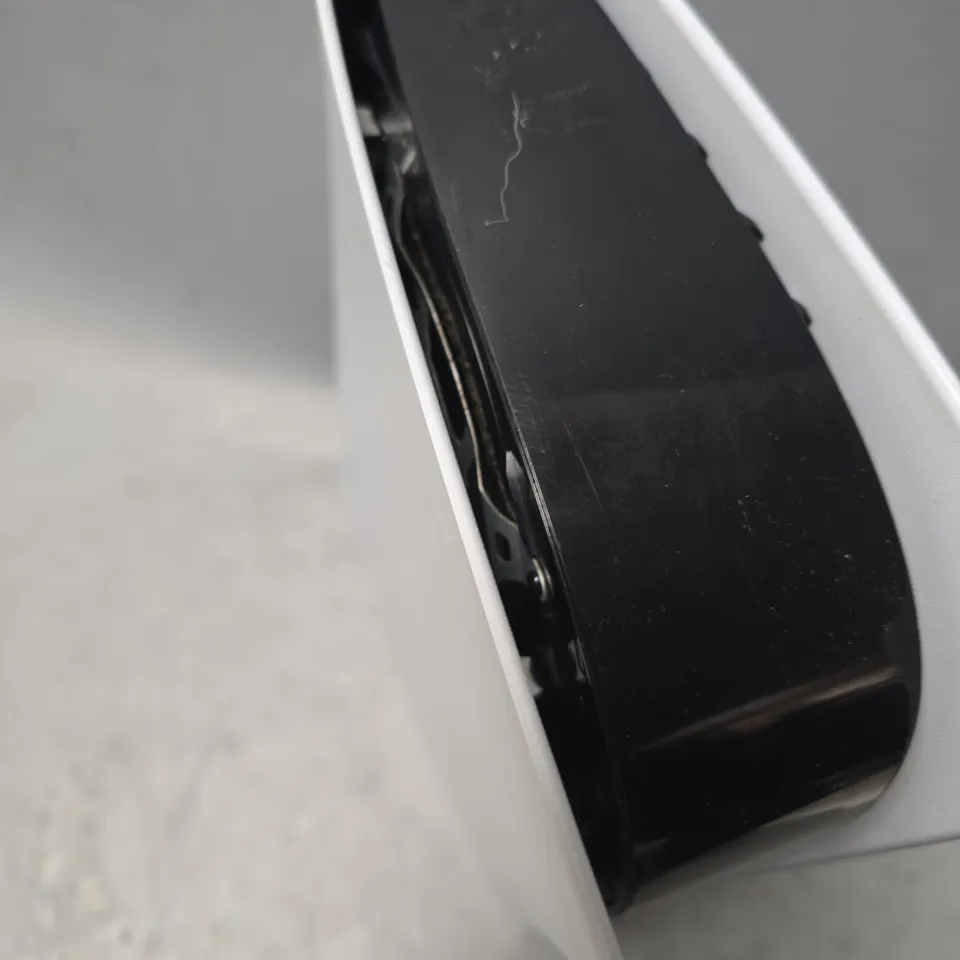 SONY PLAYSTATION 5 WITH DISC TRAY